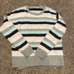 Very Cute XL Sweatshirt/Long Sleeve!